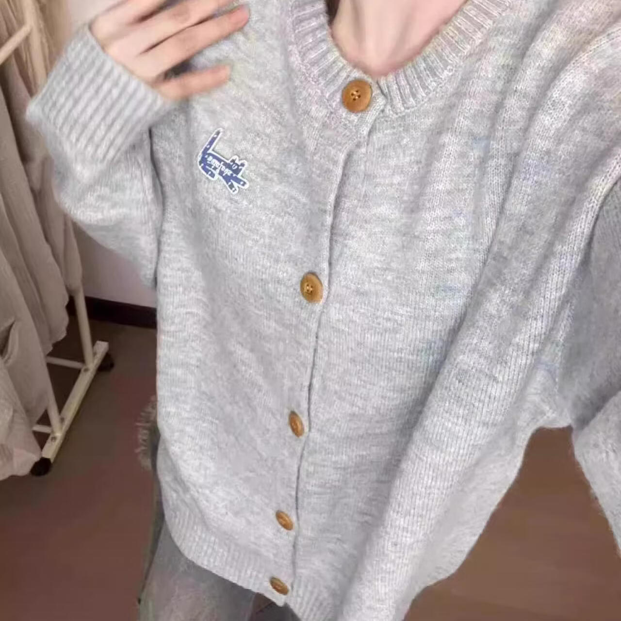 浪莎日系甜美毛衣开衫外套女春季2026新款超好看宽松慵懒风针织衫上衣 浅蓝色 均码 【推荐80-140斤】