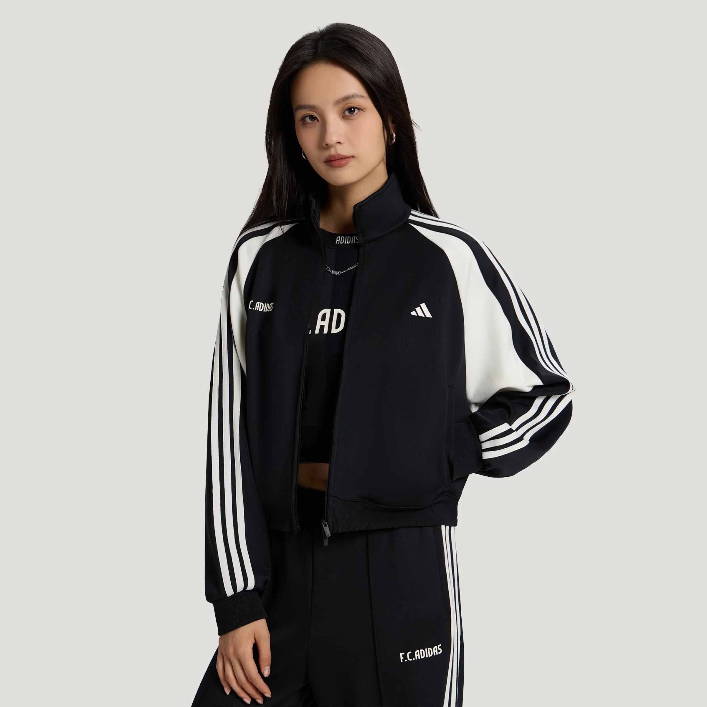 阿迪达斯（adidas）【滔搏运动】女子足球风休闲运动夹克外套卫衣撞色拼接上衣KZ4166 KZ4166 M