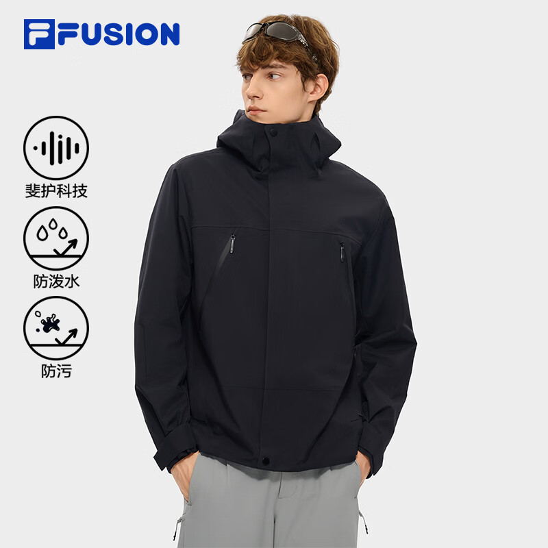 FILA FUSION斐乐潮牌防风防水连帽外套26冬新款男士户外宽松上衣 正黑色-BK XS 160/84A/XS