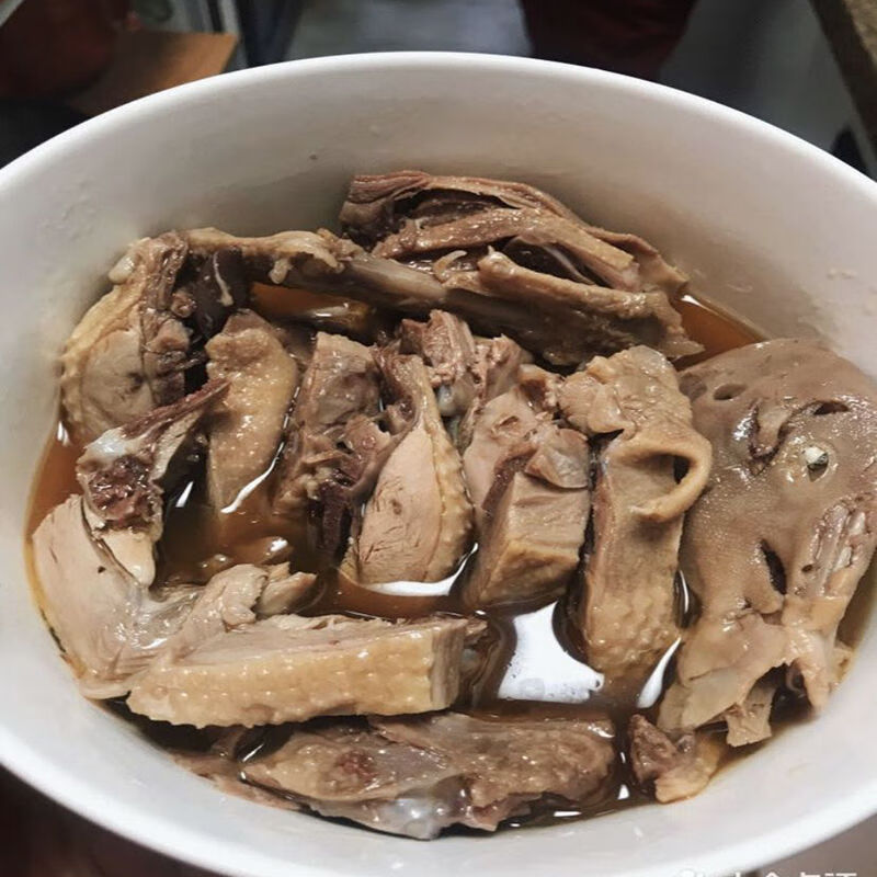 风鲜仓重庆特产解放碑八一路胖子妈盐水鸭重庆小吃零食休闲方便老牌子 半只590克切了的 切碎了的