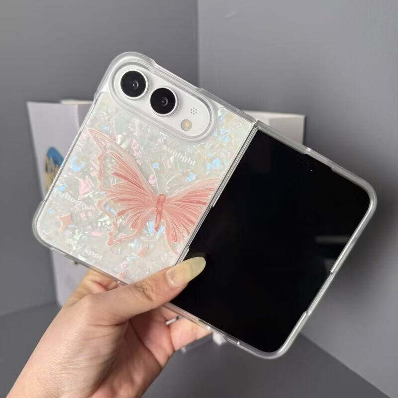 适用小米18Fold手机壳贝壳纹粉蝴蝶手链iPhone18Ultra高感男女时尚全包防摔折叠女款保护套 【贝壳纹粉蝴蝶手链】+手提链 苹果18Fold/Ultra