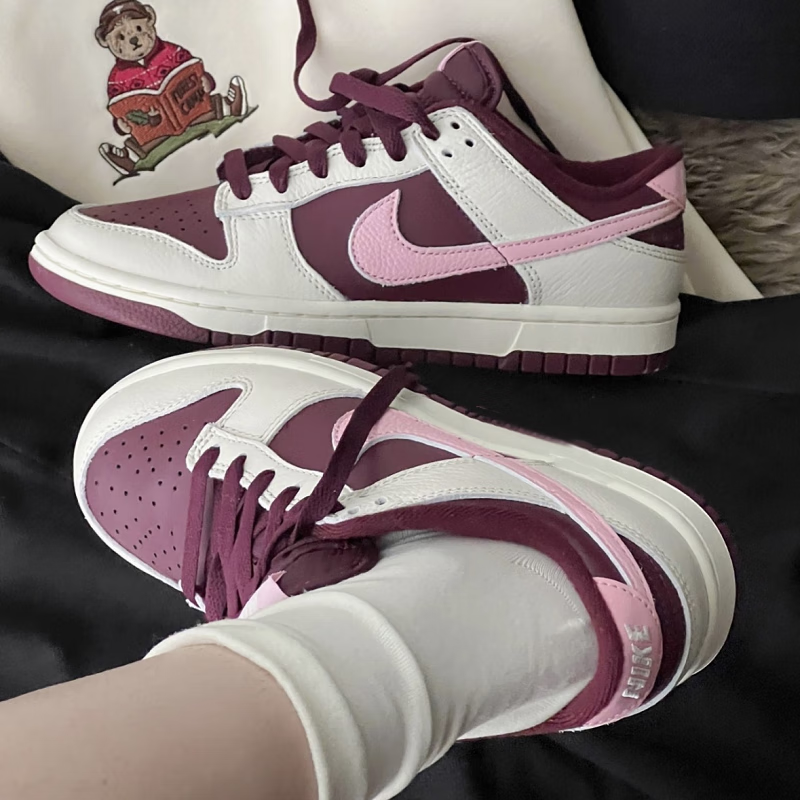 耐克(nike)dunk low 情人节限定酒红米粉男女休闲运动复古潮流低帮
