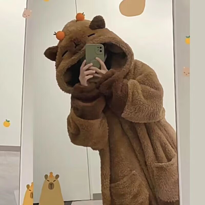 可爱卡通珊瑚绒睡袍美乐蒂玉桂狗秋冬法兰绒睡衣家居服套装保暖女 卡皮巴拉睡袍 M 推荐身高145-160cm