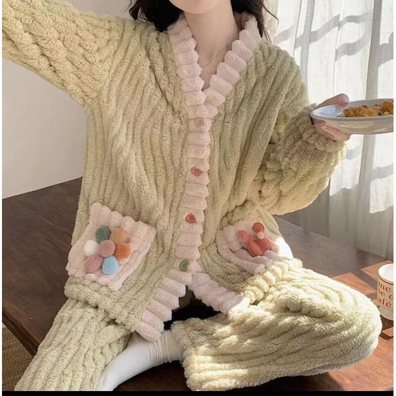 宝娜斯（BONAS）彩虹开衫睡衣女法兰绒套装秋冬季保暖仙女风睡袍可外穿甜美家居服 绿色【套装】 均码 （80-140斤）