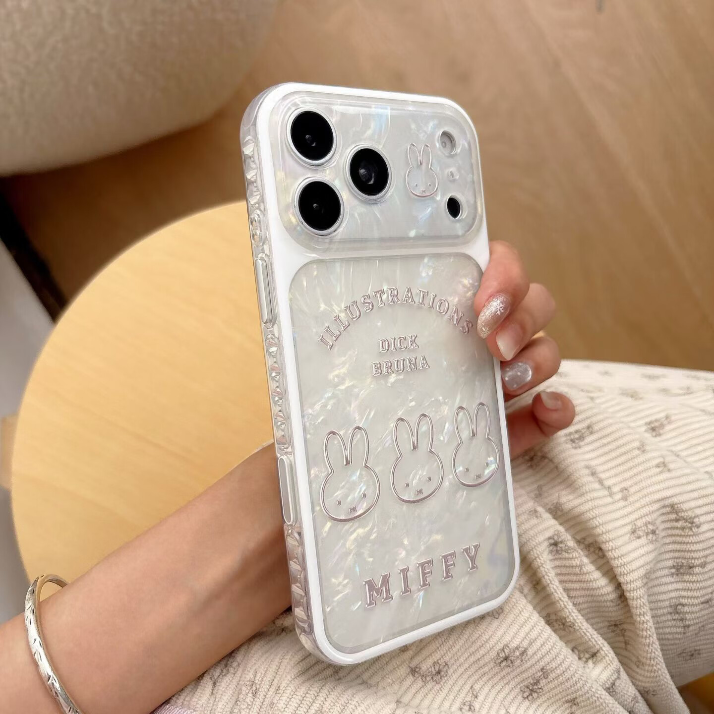 启砚数【官方旗舰】高级手机壳保护套iPhone18promax线条米菲兔16pro全包15防摔17pro新款适用苹果全机型 高级贝壳纹(线条米菲兔)相机按键全包 iPhone 17