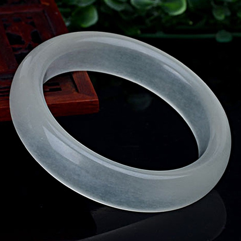 三,宛玉盈玉手镯网友对比评测