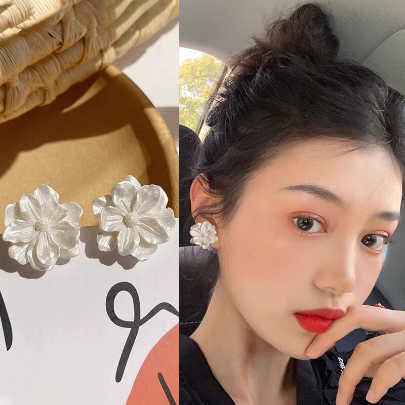 山茶花软垫耳夹::无耳洞女