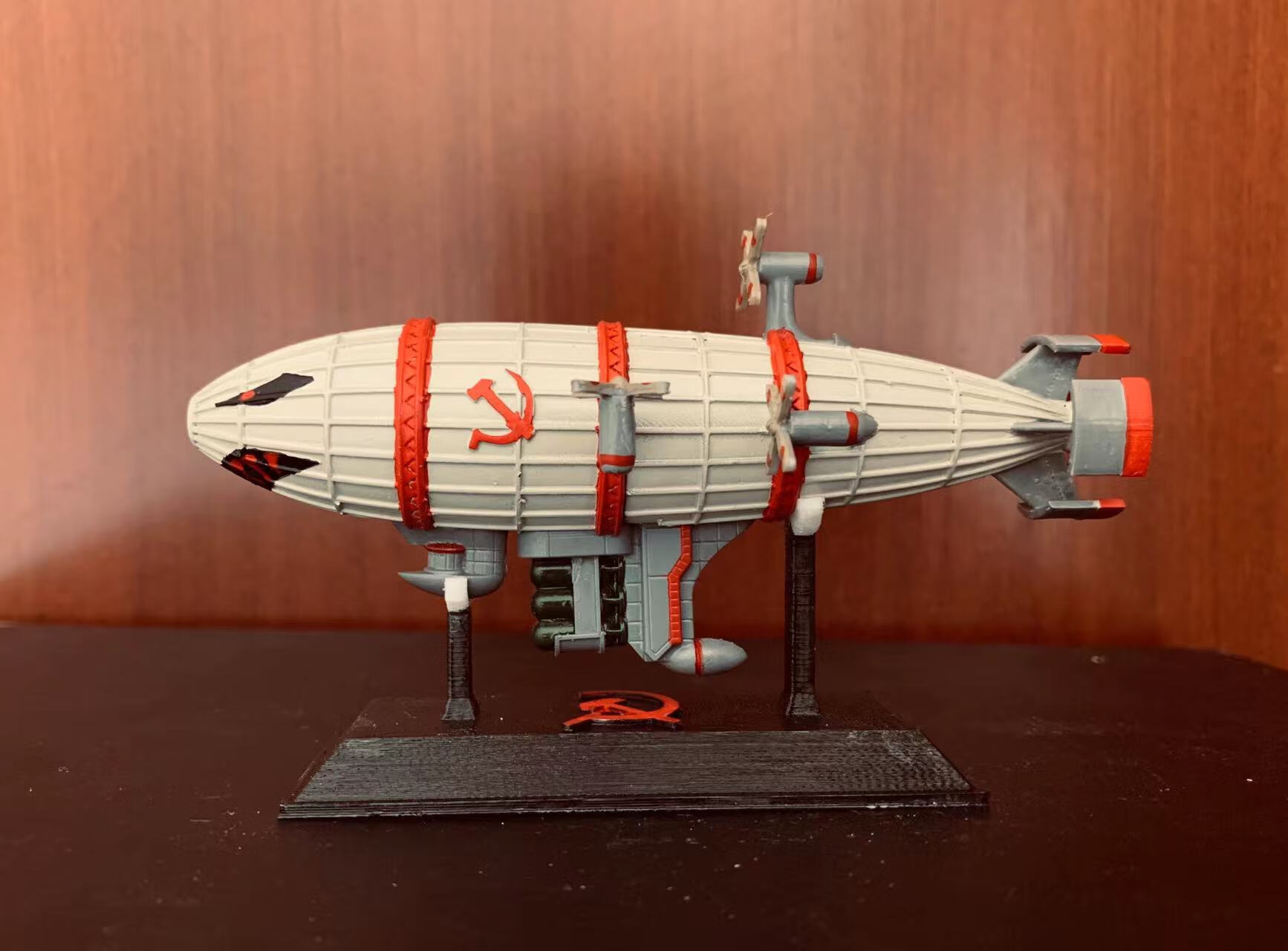 鹿凌青红色警戒模型 基洛夫飞艇天启坦克手办红警周边玩具礼品 基洛夫