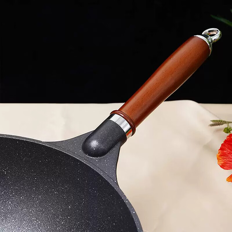 欧菲斯麦饭石炒锅 家用轻量不粘锅 钢铲可用 尾货清仓 超轻炒锅 32cm 盖珠不锈钢或木质随机发，在意慎拍