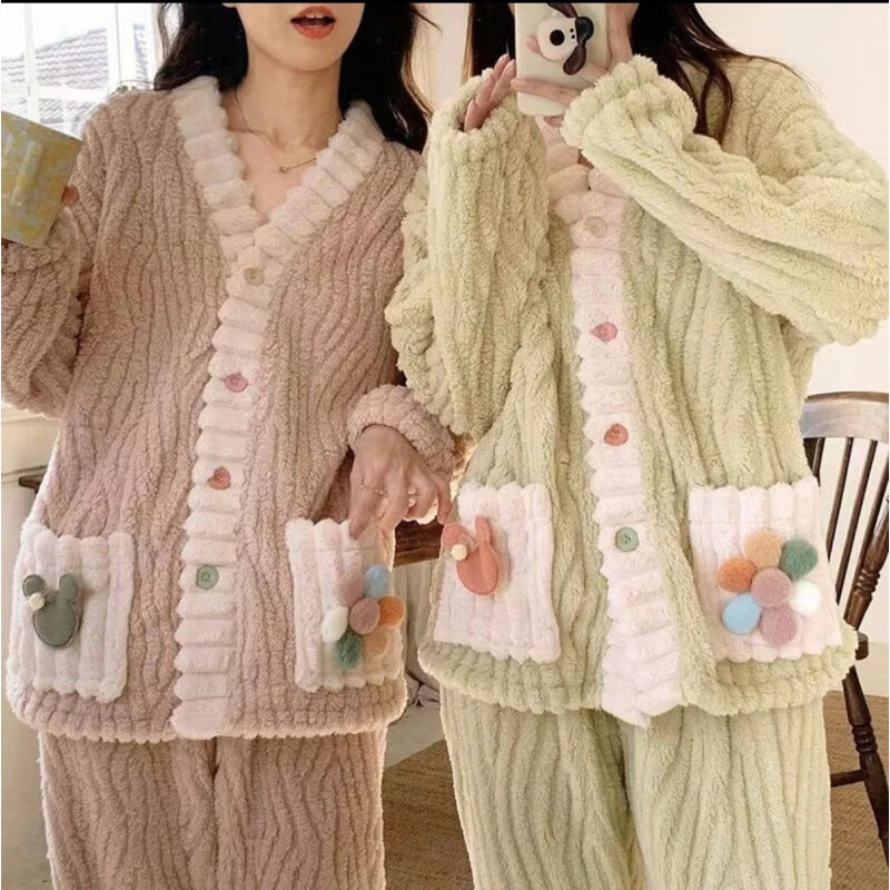 宝娜斯（BONAS）彩虹开衫睡衣女法兰绒套装秋冬季保暖仙女风睡袍可外穿甜美家居服 绿色【套装】 均码 （80-140斤）