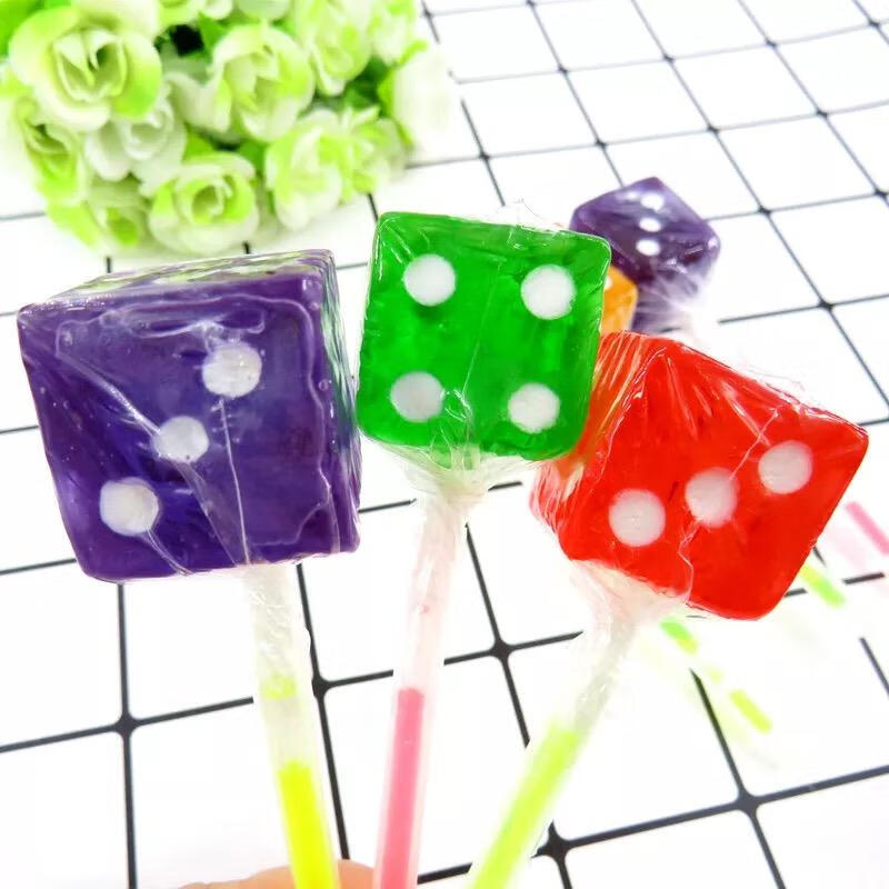 美意颂骰子棒棒糖网红儿童荧光棒棒糖发光可爱骰子糖麻将正方形棒棒糖