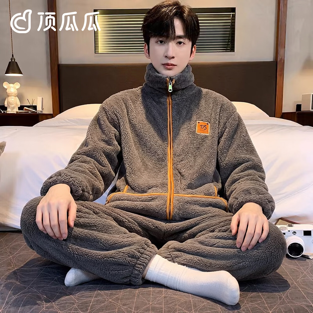 顶瓜瓜秋冬男士睡衣加厚加绒保暖法兰绒家居服立领防风拉链大码套装 86604 绒套装 4XL 推荐200-220斤