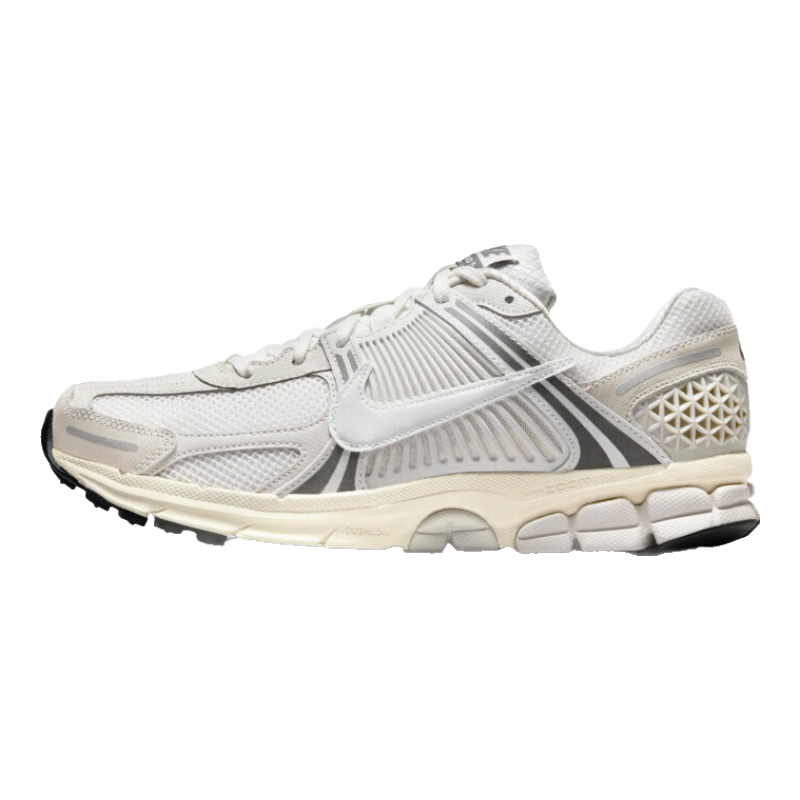ڲͿNIKEЬNIKE ZOOM VOMERO 5˶ЬHF0731-007  42 599Ԫ