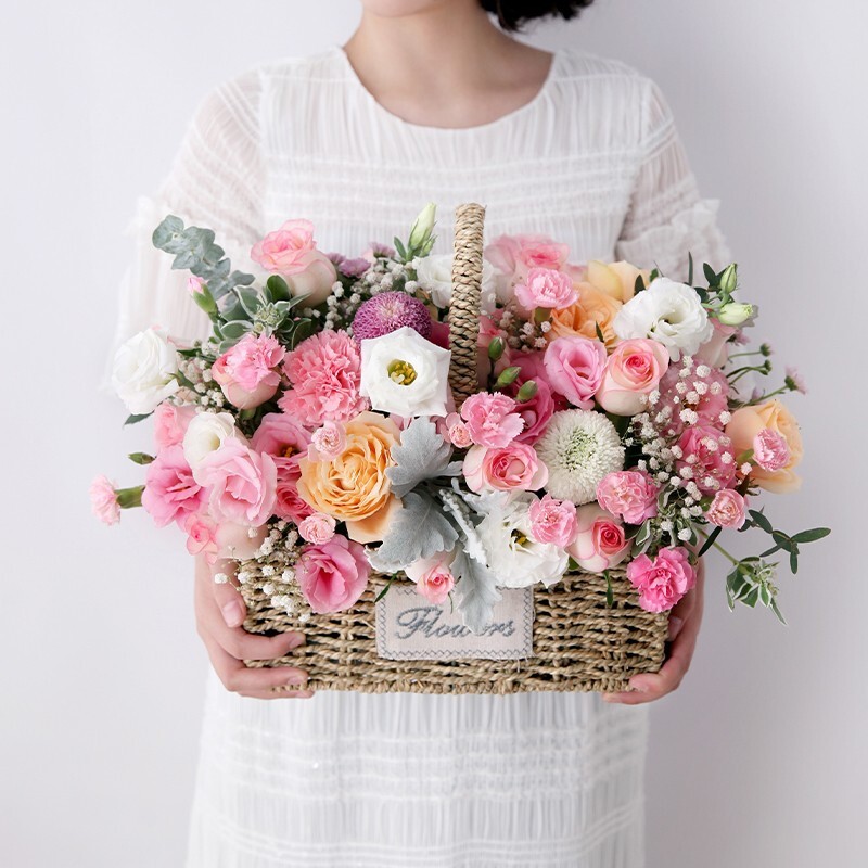 岚黛 三八节礼物鲜花同城配送香槟玫瑰粉康手提花篮生日拜访送长辈