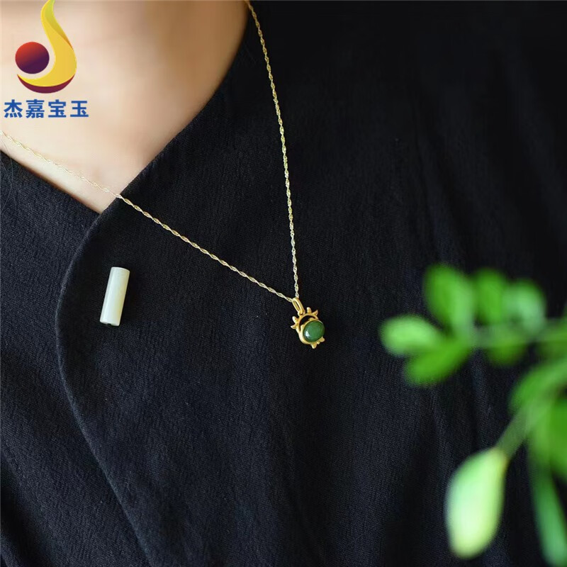 杰嘉宝玉  原创新款【牛气冲天】吊坠和田碧玉生肖牛玉坠玉佩锁骨链男女款
