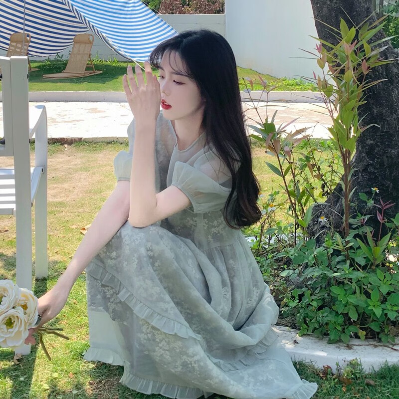 零虹夏天天穿的裙子连衣裙学生微胖胖女孩穿搭2023夏季女生复古森系