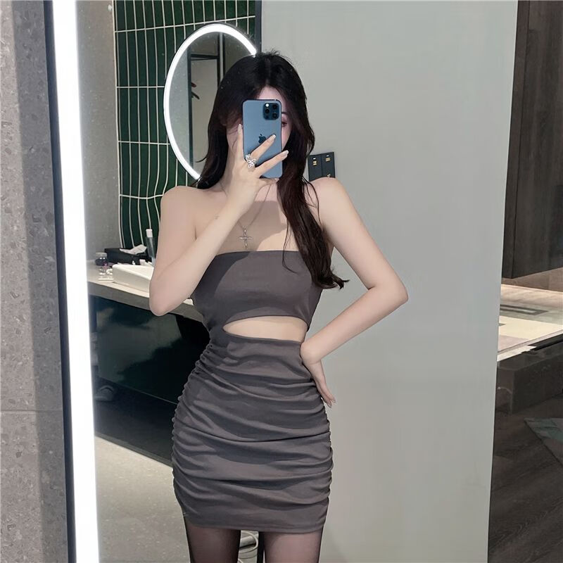 衣服女超短超露小短裙包臀夏季套装裙2023年新款网红纯 灰色抹胸裙