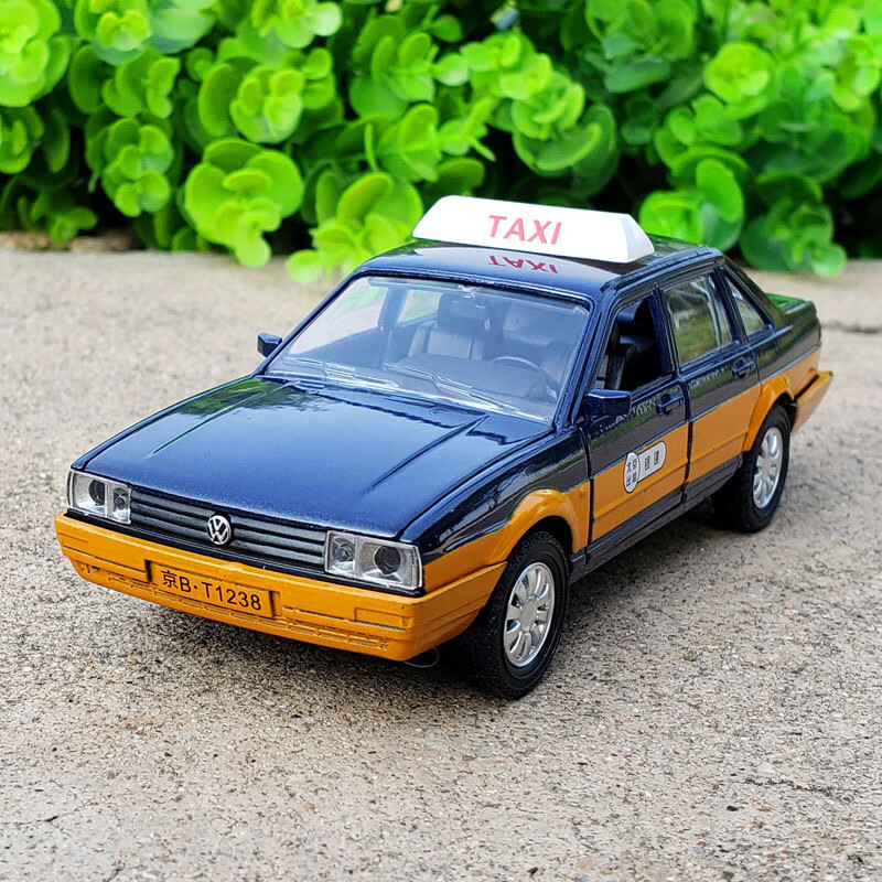 桑塔纳出租 蓝色 轿车