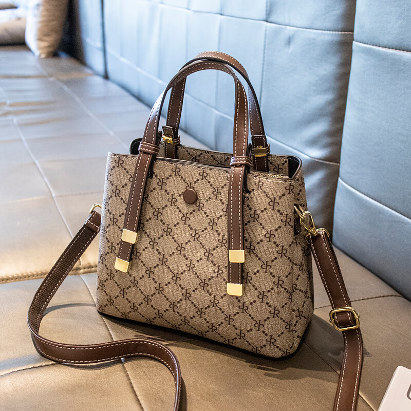 hrcongolkeck奢侈女包高级感洋气包包2023新款潮网红时尚品牌轻奢女包