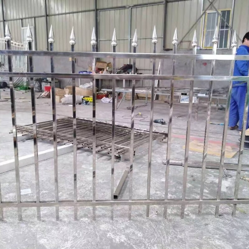 护栏,道路护栏,围墙不锈钢庭院栅栏不锈钢围栏新款枪尖 不锈钢原色