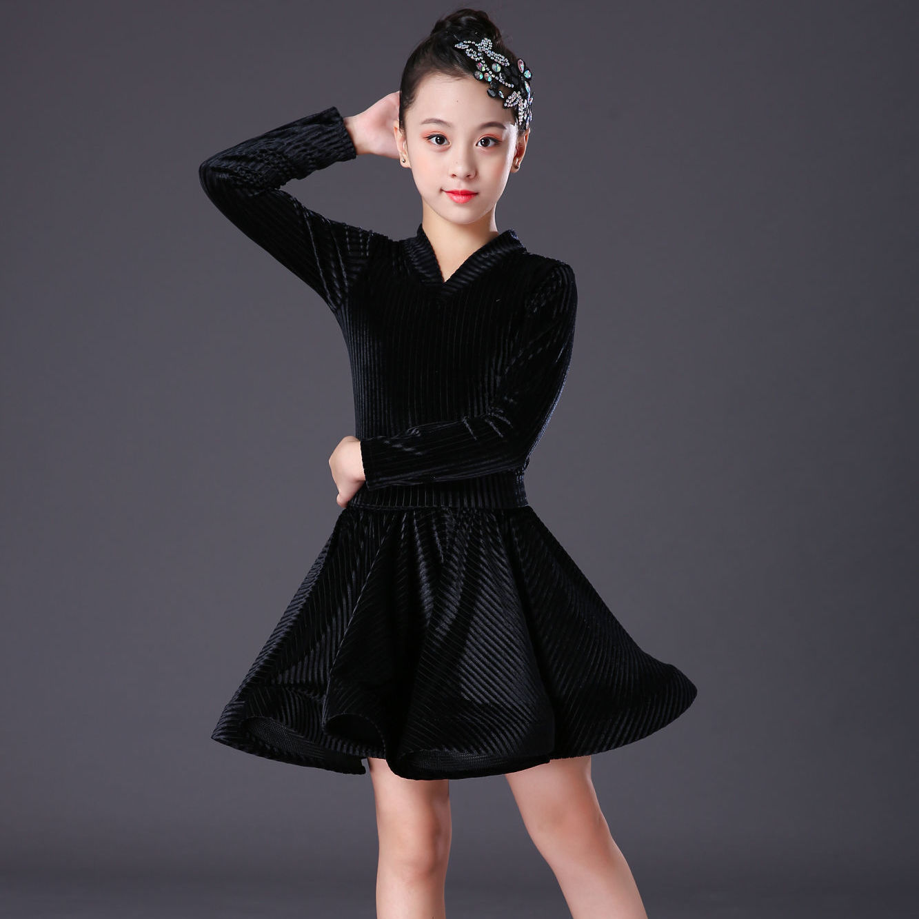 拉丁舞比赛服专业 新款女童拉丁舞服装儿童拉丁舞裙女孩拉丁舞蹈考级