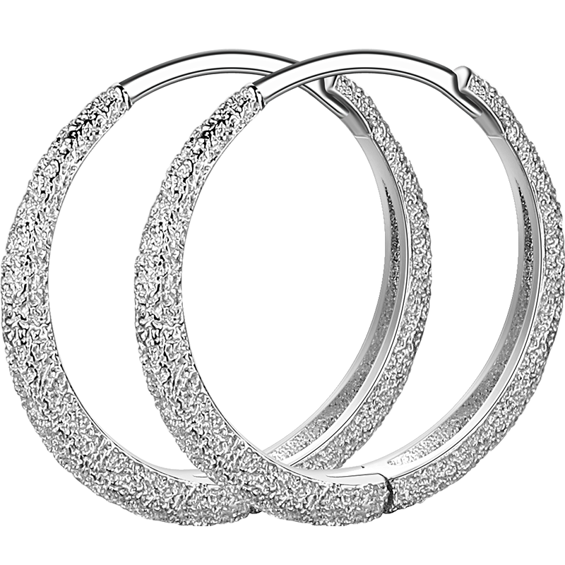 ������������s925����Ȧ����Ů�����˽������������ʱ�м�Լ������Ůʿ 146Ԫ