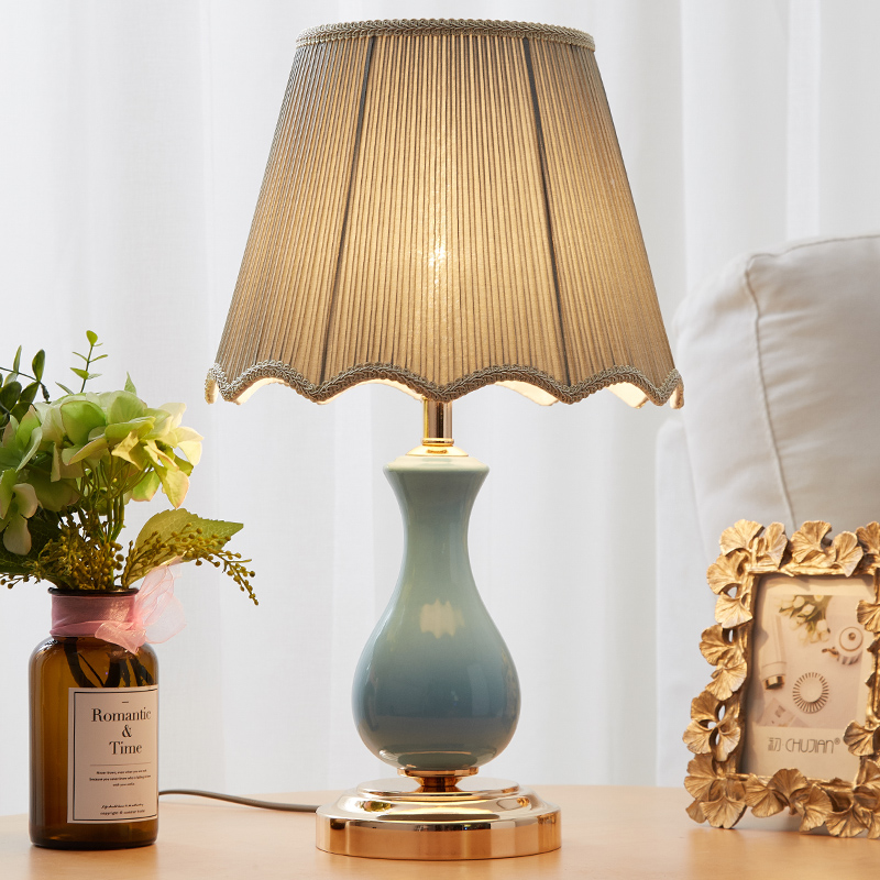 卡希蒂纳欧式复古小台灯卧室床头灯客厅书房美式温馨婚房书桌创意调光装饰 TC004-深蓝珐琅彩+米黄灯罩 遥控开关