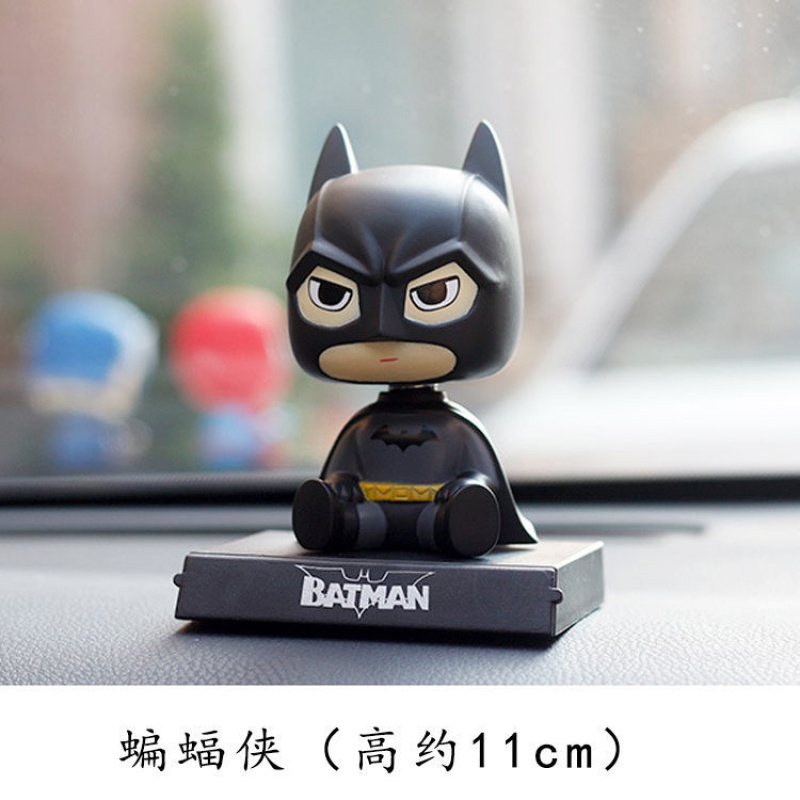 牧山创意可爱蝙蝠侠汽车摇头公仔摆件卡通中控台车载车内装饰用品模型