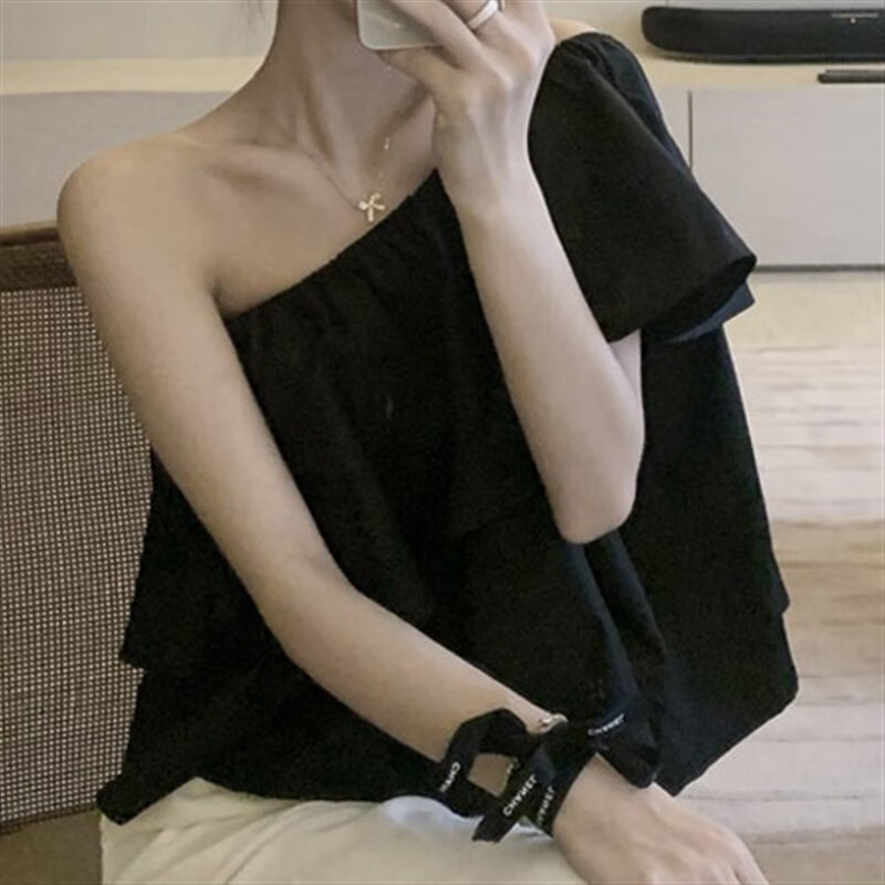 记忆点斜肩上衣女夏小心机一字性感露肩锁骨荷叶边领单肩无袖 黑色