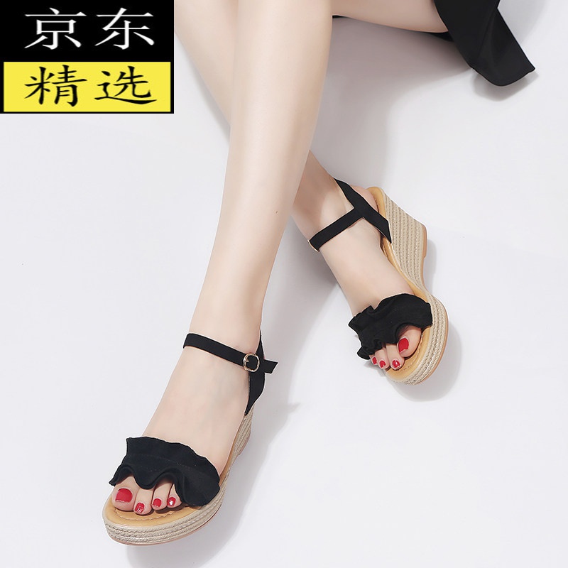 露趾荷叶边凉鞋女2022夏季清凉绒面一字型增高坡跟一字扣高跟凉鞋 md