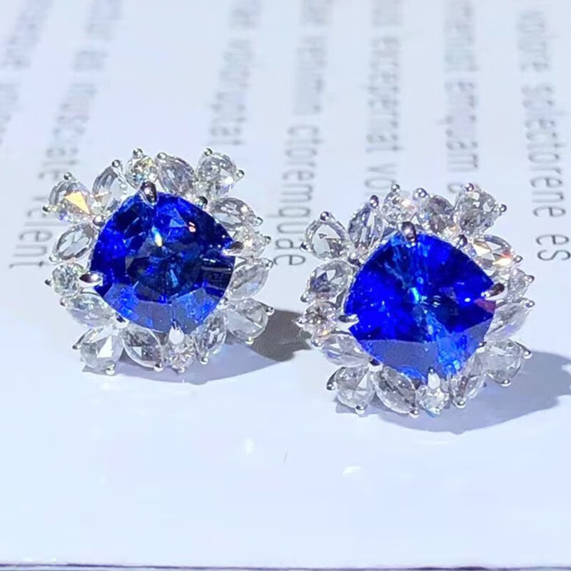 PearlBoat 蓝宝石女士耳钉 珠宝18K金镶钻收藏送礼 总重3.75克 主石2.86ct