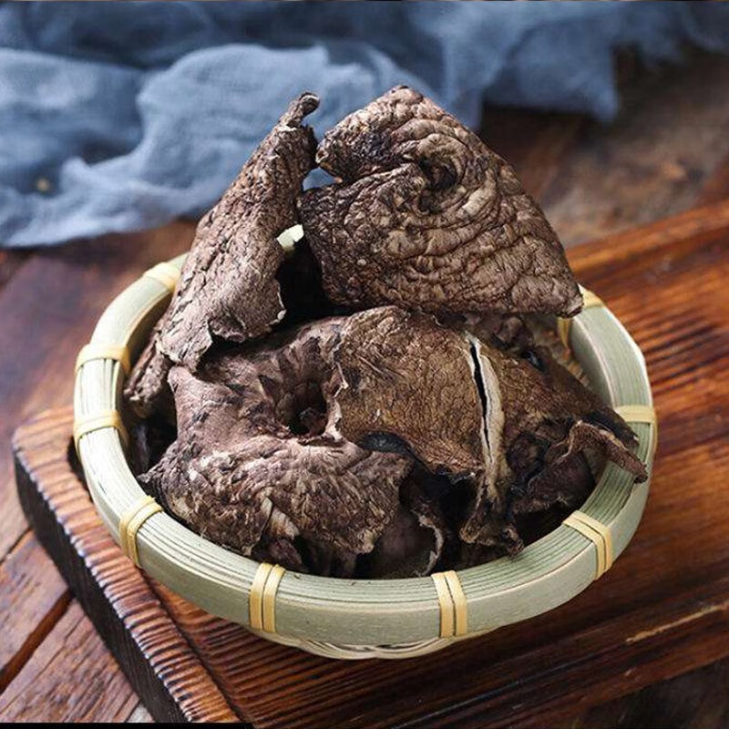 咪依噜云南野生黑虎掌菌干 枣翘鳞肉齿菌干 野生菌干 100克干货