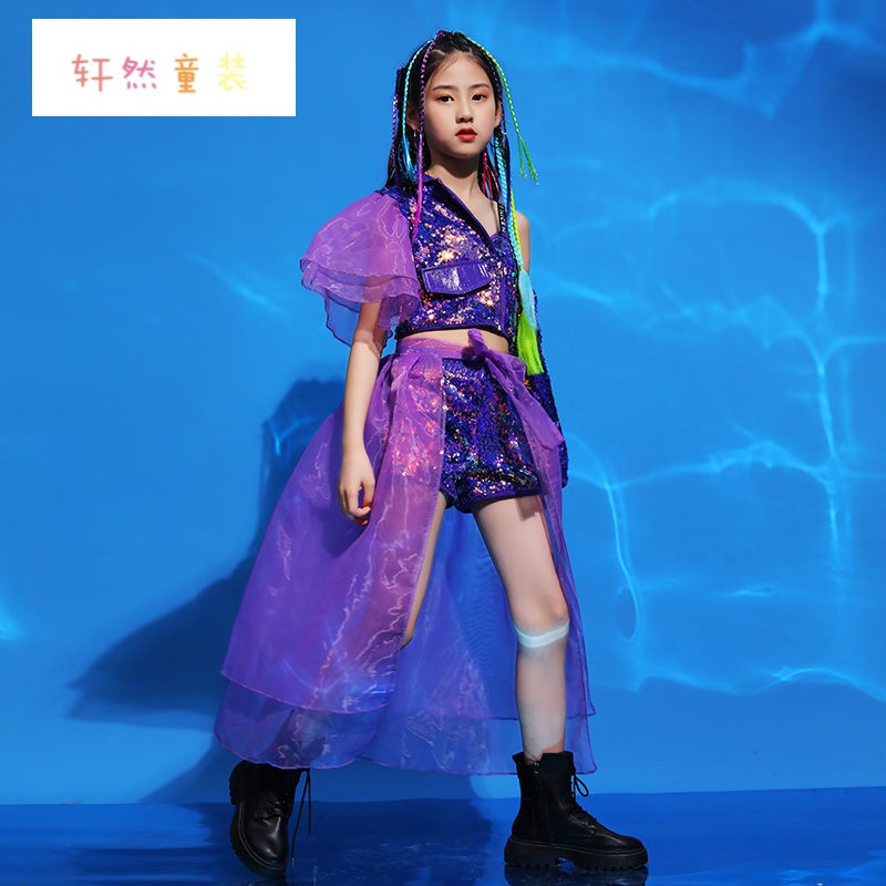 女童模特走秀潮服t台服装时尚模特儿童t台走秀小女孩酷帅个性洋气亮片