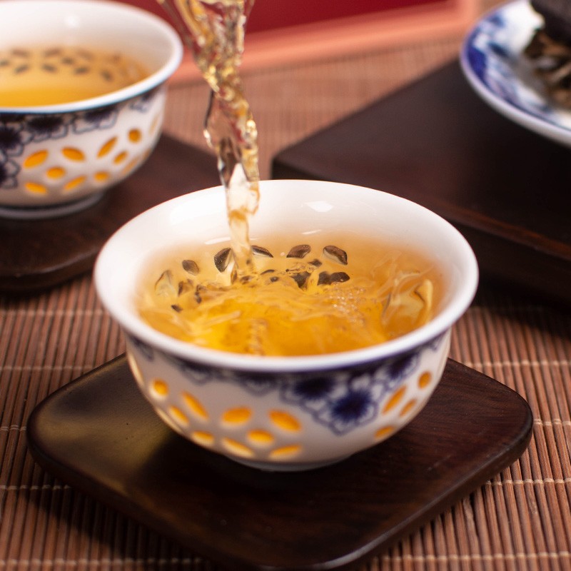 小青柑醇厚耐泡罐装三宝茶