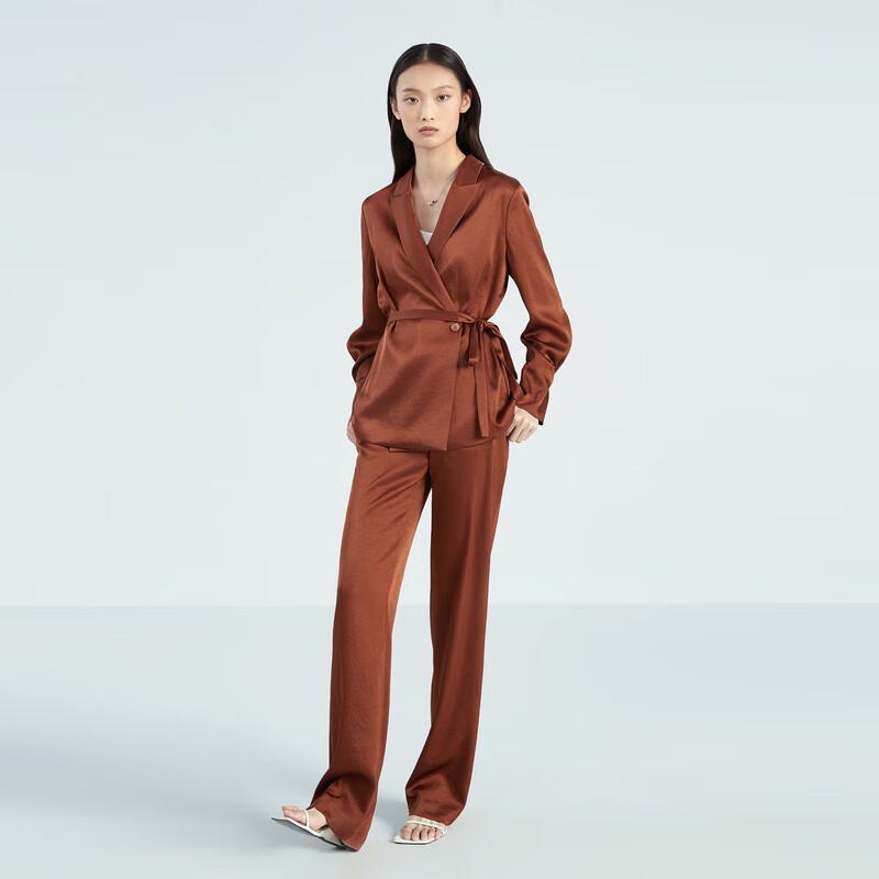 OVV2023春夏新款女装缎面三醋酸优雅休闲戗驳领随附腰带西服 红棕(净色)03 XS