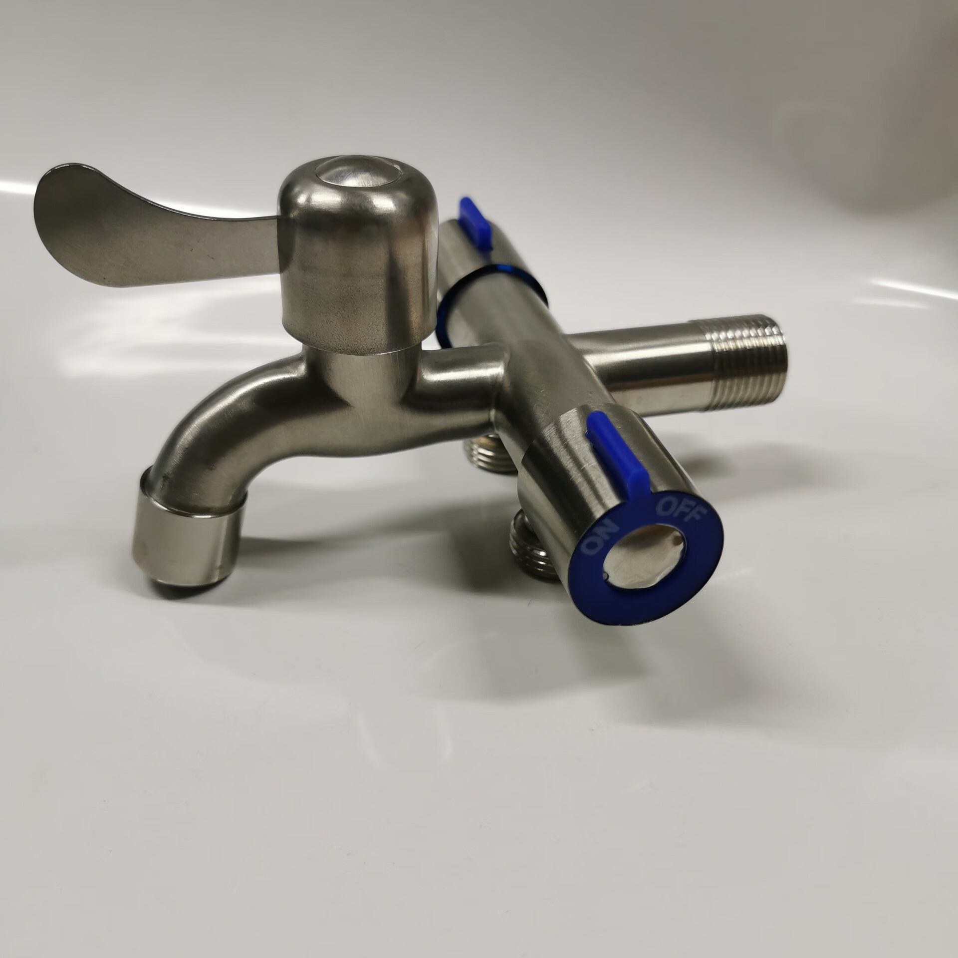 仁聚益304不锈钢多功能一进三出洗衣机水龙头三控家用分流器四通三角