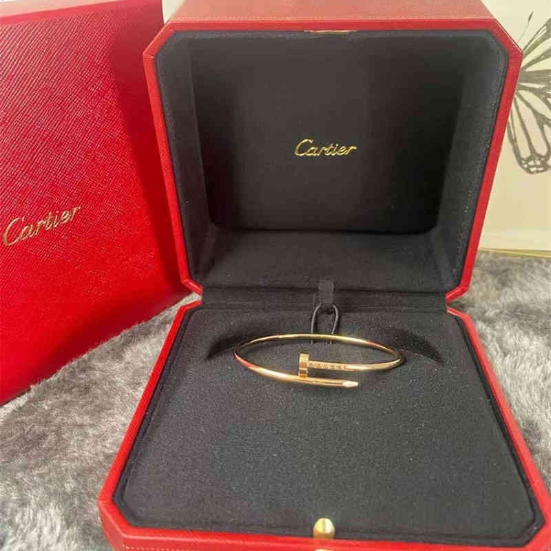 卡地亚(cartier )手镯 钉子系列手镯 送男朋友 镶钻 生日礼物女友 b