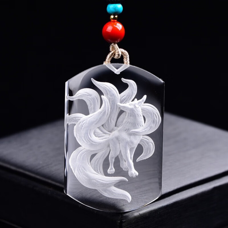 雅帝阁天然巴西白水晶内雕刻九尾狐狸吊坠 原石精雕男女款无事牌项链