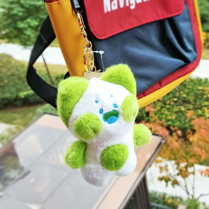 软萌毛绒猫咪公仔玩偶卡通汽车钥匙扣书包背包挂饰娃娃 浅绿色 猫嘟嘟