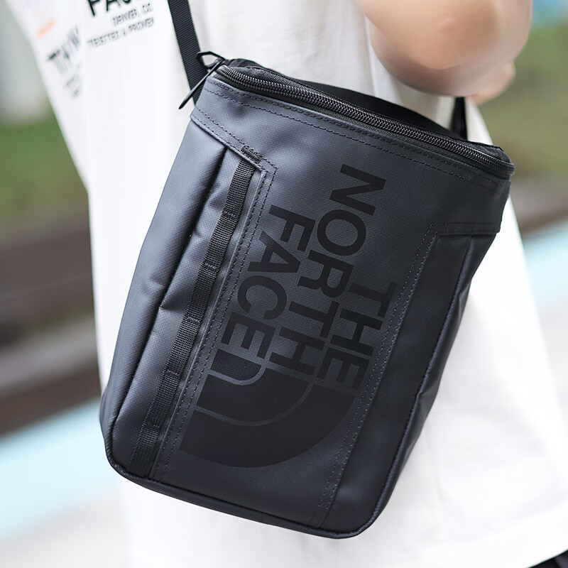 The North Face���浥�����Ů��ļ������˶�����ͽ������4LС��б���|52T9 ��ɫ/JK3 OS