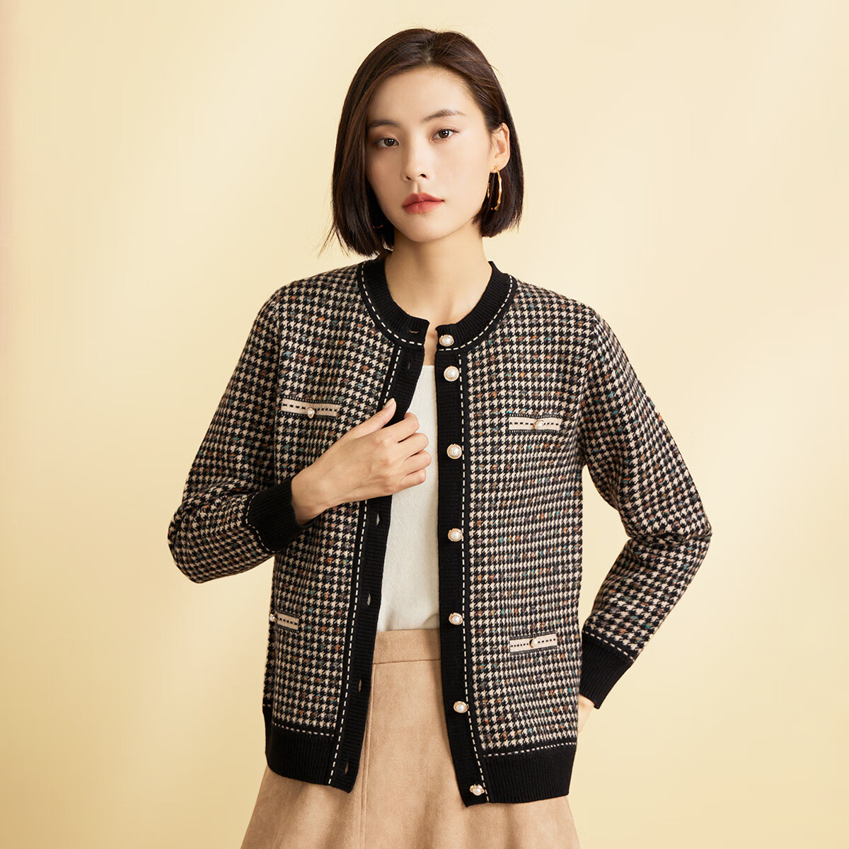 春竹冬季新款小香风细格纹羊毛衫女加厚保暖针织衫开衫短外套 黑色 l