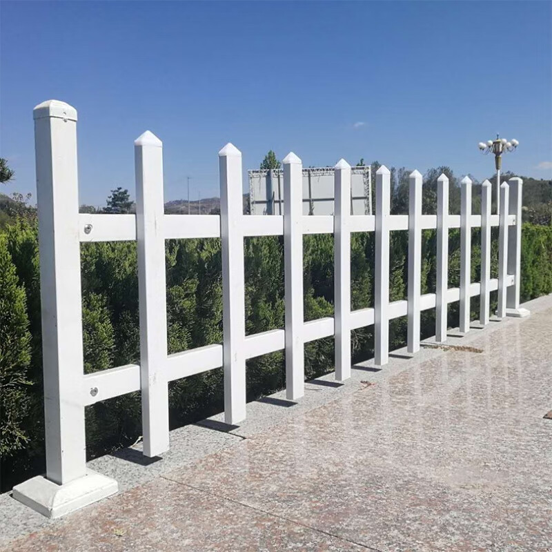 锌钢草坪护栏花园围栏户外绿化带铁栅栏围墙篱笆路边隔离防护栏杆mdng