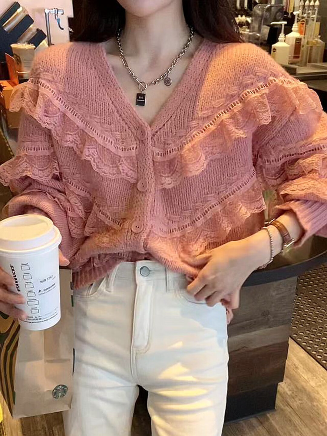 皮尔卡丹(pierre cardin)短款毛衣秋冬洋气温柔风设计感蕾丝木耳边