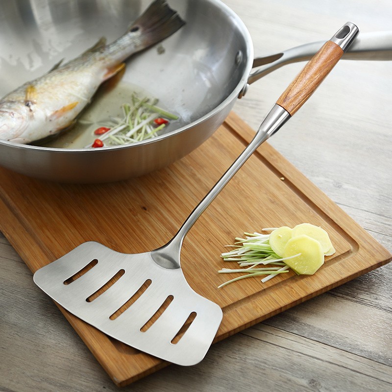 onlycook 煎铲304不锈钢平底翻鱼铲 加宽长柄炸鱼铲子煎蛋煎饼平铲 木