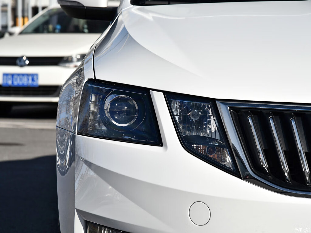 适用于18款明锐大灯总成全新明锐前照明灯前车灯汽车照明大灯 普通