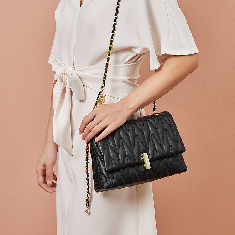 波斯丹顿 时尚女包包菱格链条包简约单肩腋下包斜挎包情人节礼物b