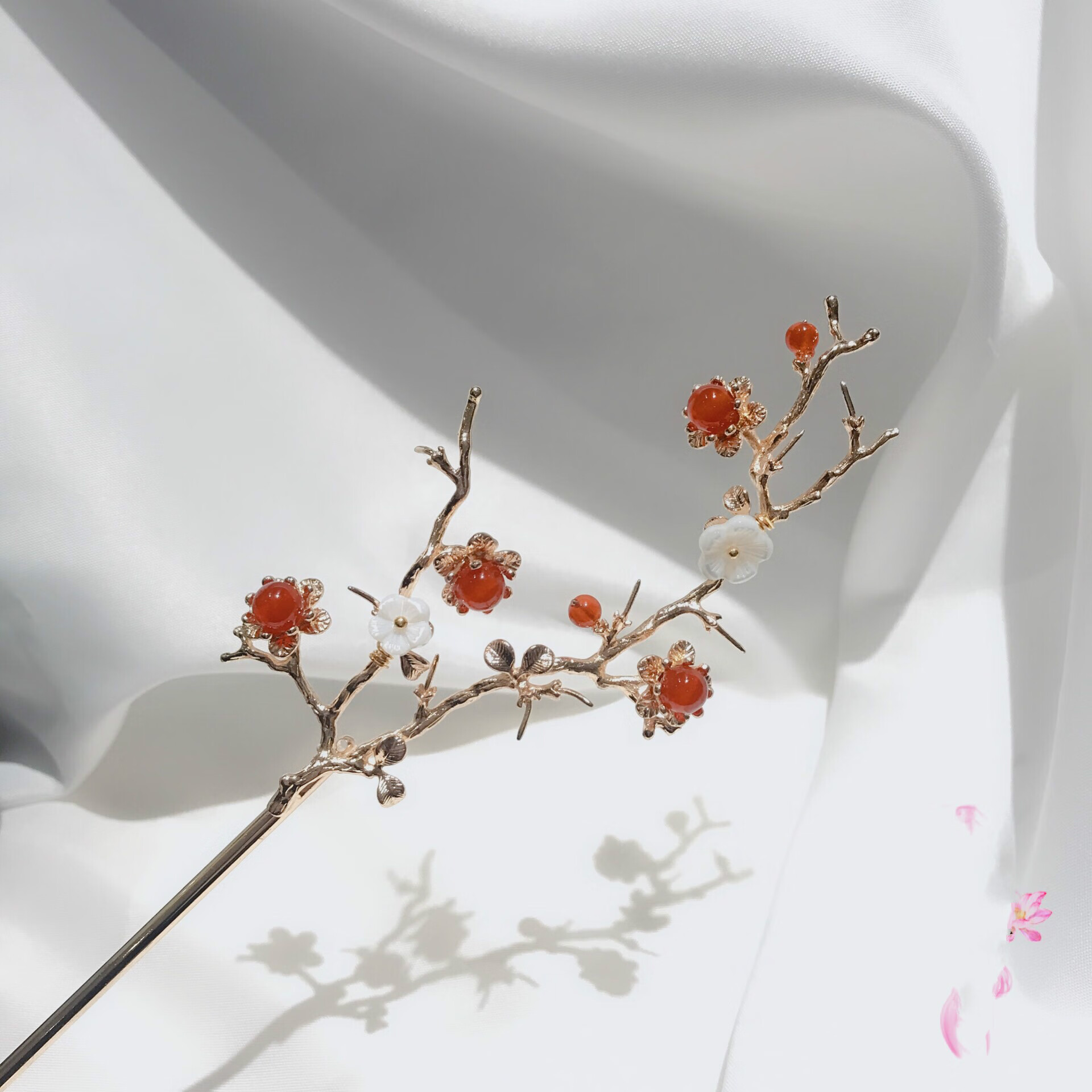 萨拉拉红豆簪子 手工红豆古风中式婚礼发簪子金步摇汉服配饰头饰sn