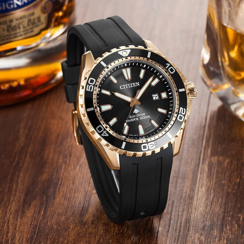 西铁城(citizen)(citizen)男士手表promaster系列光动能机芯橡胶表带