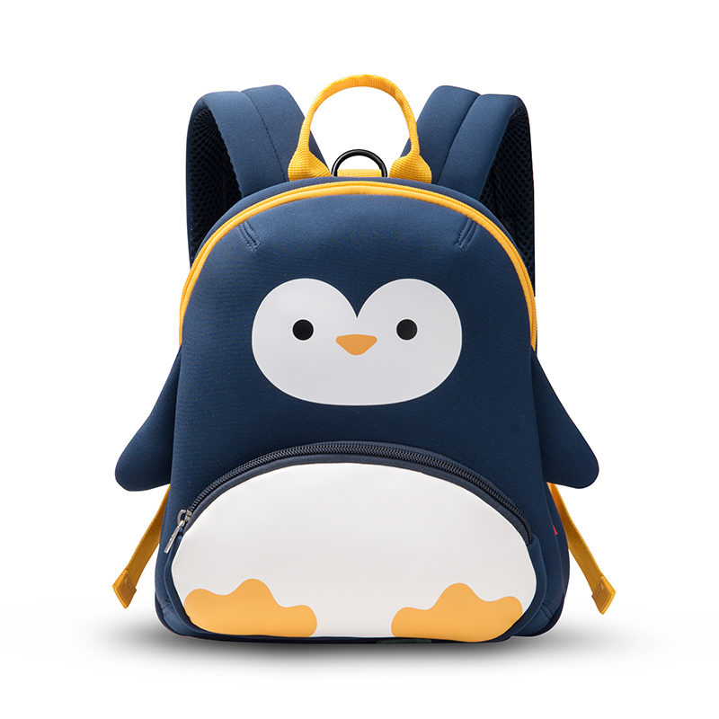 QPlay德国幼儿园书包防走失儿童小背包女宝宝1-3-6岁双肩包 小企鹅