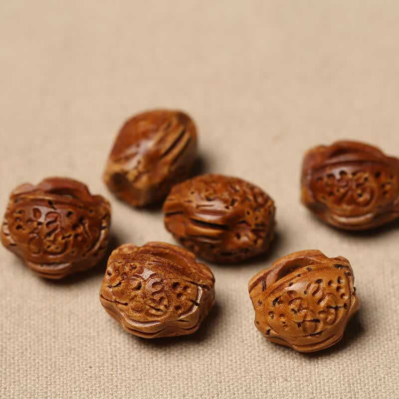 平安平安福字锁毛苦桃核手工雕刻宝宝红绳配件 新福字桃核长命锁一枚